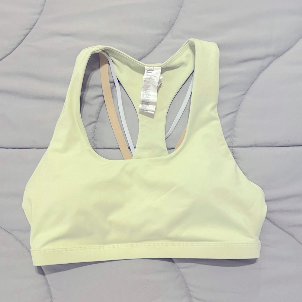 Fabletics Boost Medium Impact Sports Bra